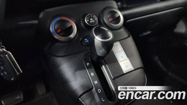 Hyundai Casper Turbo Van Smart 2023 — фото 9