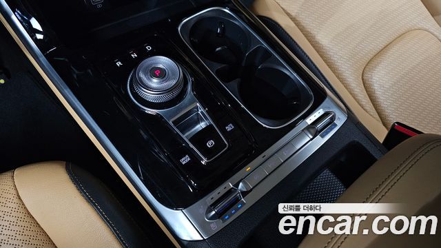 Kia Carnival (IV) Gasoline 9-Seater Signature 2023 — фото 9