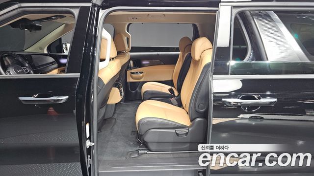 Kia Carnival (IV) Gasoline 9-Seater Signature 2023 — фото 16