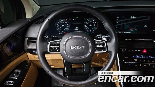 Kia Carnival (IV) Gasoline 9-Seater Signature 2023 — фото 18
