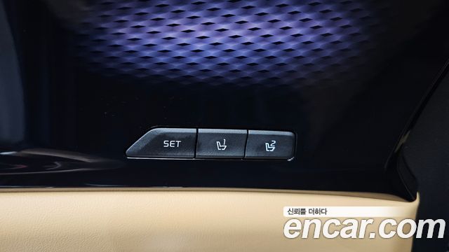 Kia Carnival (IV) Gasoline 9-Seater Signature 2023 — фото 34