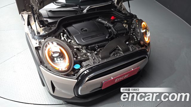 MINI Cooper Classic Plus 3rd 2022 — фото 6