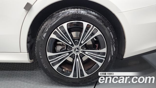 Mercedes-Benz E-Class (W214) E200 Avantgarde Limited 2025 — фото 21