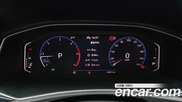 Volkswagen T-Roc 2.0 TDI Premium 2021 — фото 8
