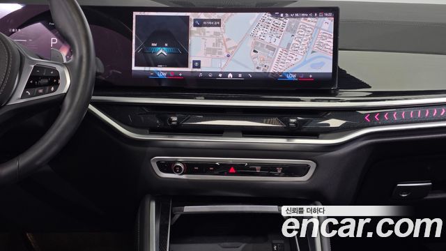 BMW X6 (G06) xDrive40i M Sport 2024 — фото 19