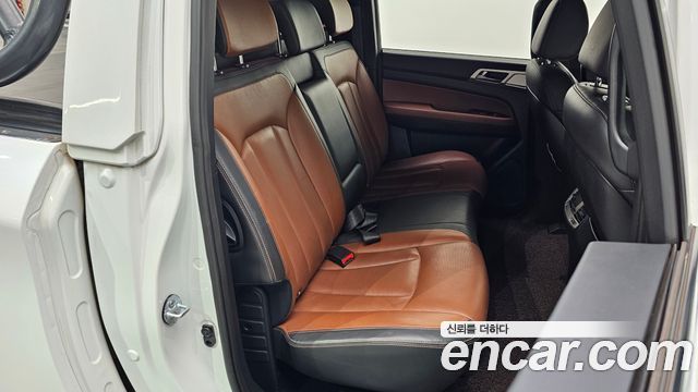 KG Mobility (SsangYong) Rexton Sports Khan Diesel 2.2 4WD Professional S (5-Link) 2019 — фото 11