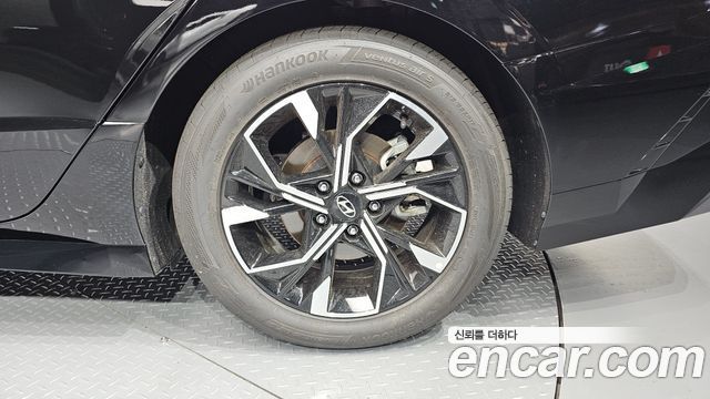 Hyundai Sonata The Edge (DN8) 2.0 Exclusive 2025 — фото 21