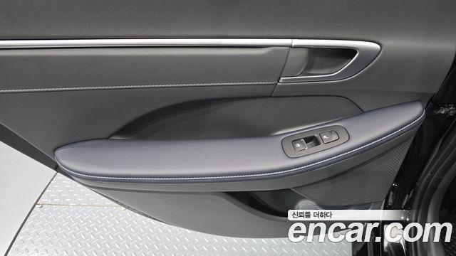 Hyundai Sonata The Edge (DN8) 2.0 Exclusive 2025 — фото 25