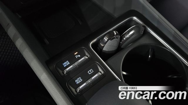 Hyundai Sonata The Edge (DN8) 2.0 Exclusive 2025 — фото 31