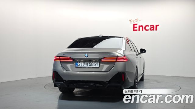 BMW 5 Series (G60) 530i xDrive M Sport 2025 — фото 4