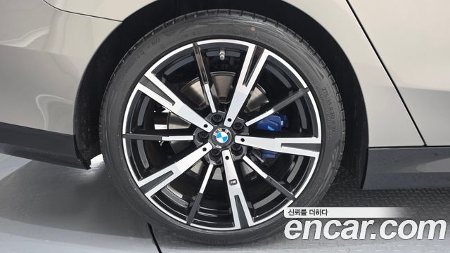 BMW 5 Series (G60) 530i xDrive M Sport 2025 — фото 5