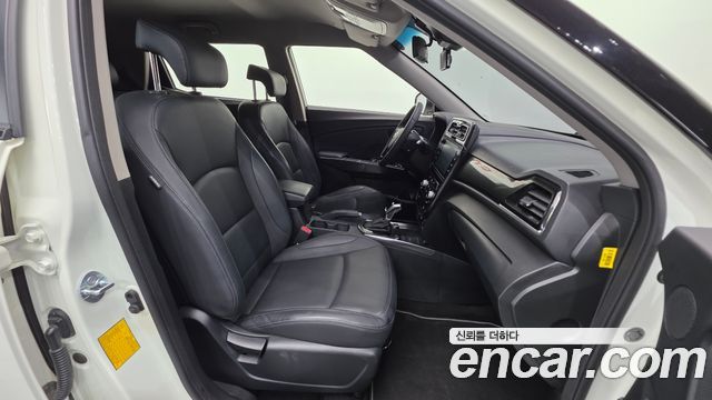 KG Mobility (SsangYong) Very New Tivoli Gasoline 1.5 2WD V3 2021 — фото 10