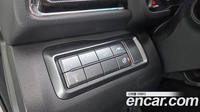 KG Mobility (SsangYong) Very New Tivoli Gasoline 1.5 2WD V3 2021 — фото 13