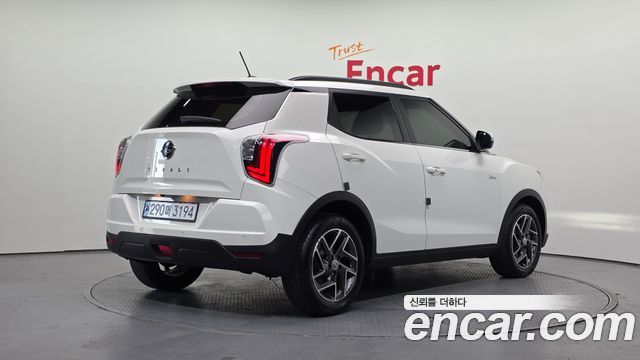 KG Mobility (SsangYong) Very New Tivoli Gasoline 1.5 2WD V3 2022 — фото 2