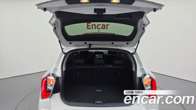 KG Mobility (SsangYong) Very New Tivoli Gasoline 1.5 2WD V3 2022 — фото 30