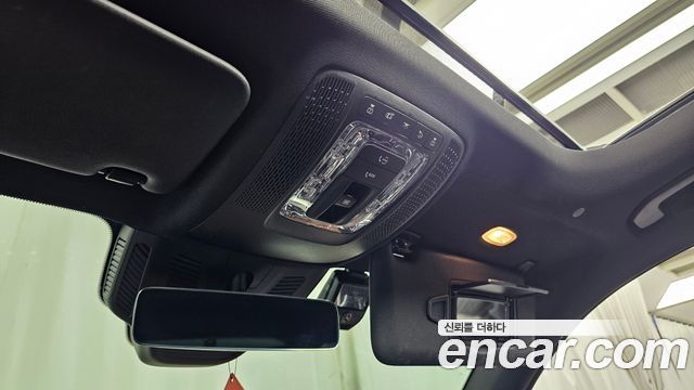 Mercedes-Benz GLB-Class (X247) AMG GLB35 4MATIC 2022 — фото 21