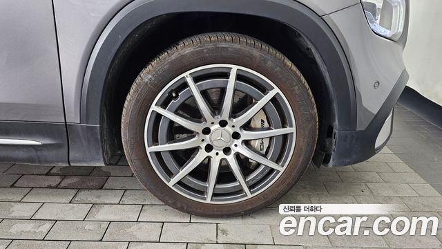 Mercedes-Benz GLB-Class (X247) AMG GLB35 4MATIC 2022 — фото 27