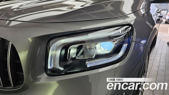 Mercedes-Benz GLB-Class (X247) AMG GLB35 4MATIC 2022 — фото 28