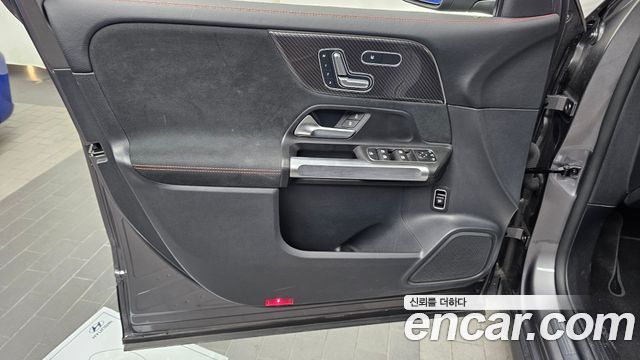 Mercedes-Benz GLB-Class (X247) AMG GLB35 4MATIC 2022 — фото 30