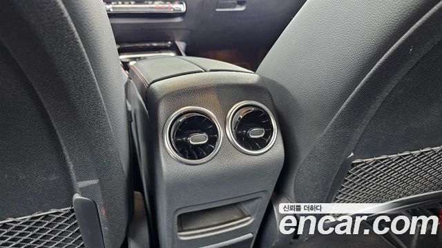Mercedes-Benz GLB-Class (X247) AMG GLB35 4MATIC 2022 — фото 37