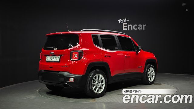 Jeep Renegade 2.4 Limited 2019 — фото 2