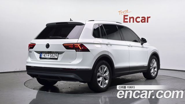 Volkswagen Tiguan (II) 2.0 TDI Premium 2020 — фото 2