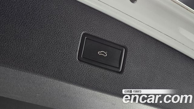 Volkswagen Tiguan (II) 2.0 TDI Premium 2020 — фото 31