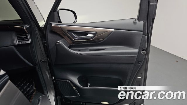 Toyota Alphard (IV) 2.5 HEV Executive AWD 2024 — фото 30