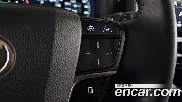Toyota Alphard (IV) 2.5 HEV Executive AWD 2024 — фото 47