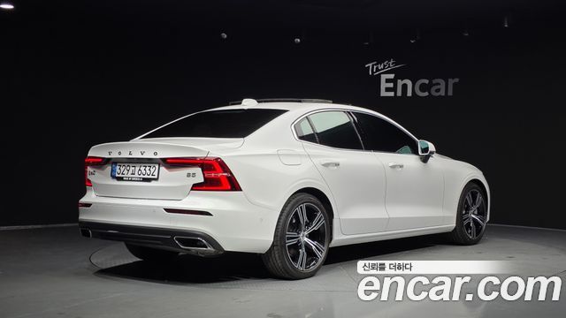 Volvo S60 (III) B5 Inscription 2021 — фото 2