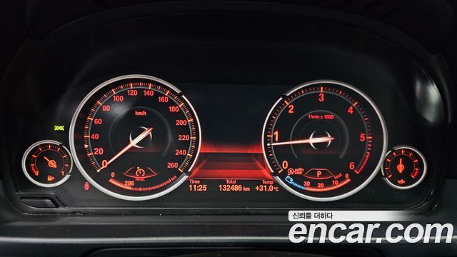 BMW 5 Series (F10) 520d 2013 — фото 8