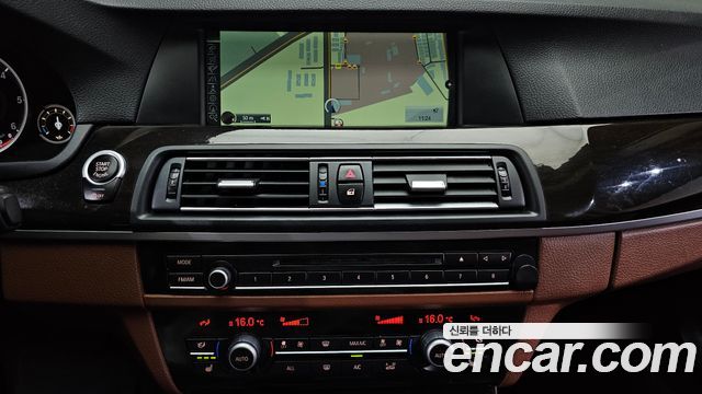 BMW 5 Series (F10) 520d 2013 — фото 14
