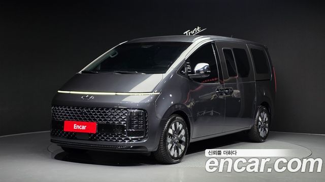 Hyundai Staria L3.5 Lounge 9-Seater Inspiration 2022 — фото 1