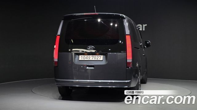 Hyundai Staria L3.5 Lounge 9-Seater Inspiration 2022 — фото 4