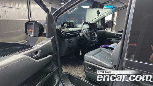 Hyundai Staria L3.5 Lounge 9-Seater Inspiration 2022 — фото 10