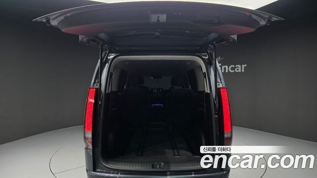 Hyundai Staria L3.5 Lounge 9-Seater Inspiration 2022 — фото 20