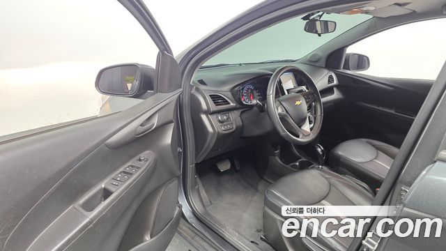 Chevrolet Spark LT 2019 — фото 10