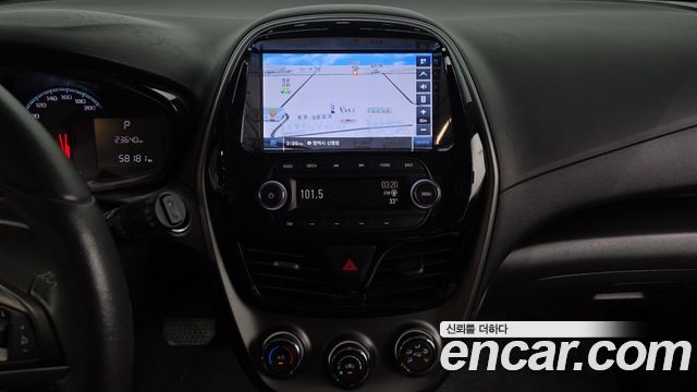 Chevrolet Spark LT 2019 — фото 14