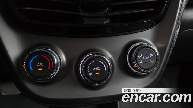 Chevrolet Spark LT 2019 — фото 34
