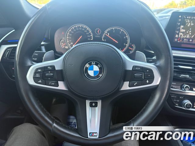 BMW 5 Series (G30) 520d xDrive M Sport Package Plus 2018 — фото 5