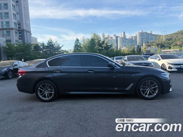 BMW 5 Series (G30) 520d xDrive M Sport Package Plus 2018 — фото 8