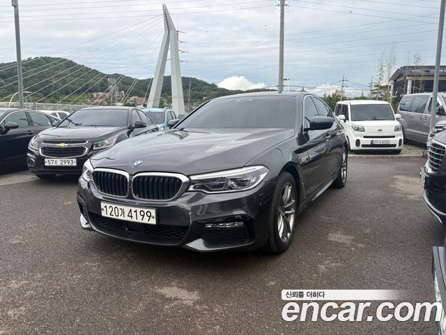BMW 5 Series (G30) 520d xDrive M Sport Package Plus 2018 — фото 10