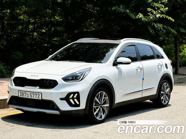 Kia Niro 1.6 HEV Signature