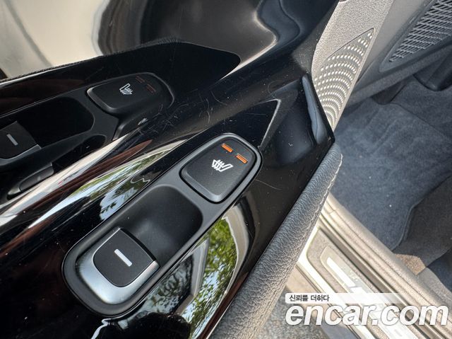 Kia Niro 1.6 HEV Signature 2022 — фото 23