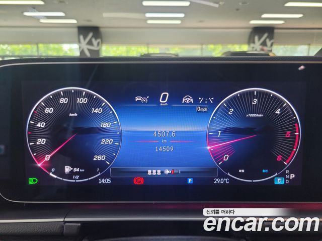 Mercedes-Benz GLE-Class (W167) GLE450d 4MATIC Coupe 2024 — фото 6