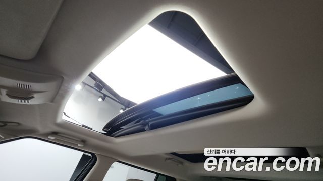 Land Rover Discovery 4 3.0 SDV6 SE 2011 — фото 16
