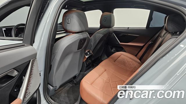 BMW 5 Series (G60) 530i xDrive M Sport 2026 — фото 12