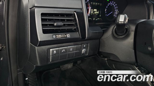 KG Mobility (SsangYong) Rexton Sports Khan Diesel 2.2 4WD Prestige Special (5-Link) 2020 — фото 18