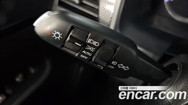 KG Mobility (SsangYong) Rexton Sports Khan Diesel 2.2 4WD Prestige Special (5-Link) 2020 — фото 32