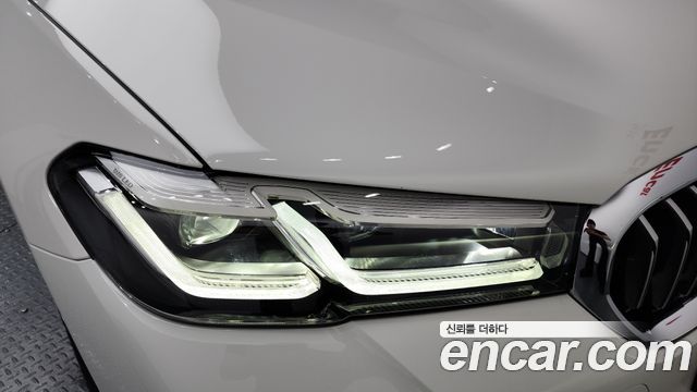 BMW 5 Series (G30) 520i M Sport 2022 — фото 22